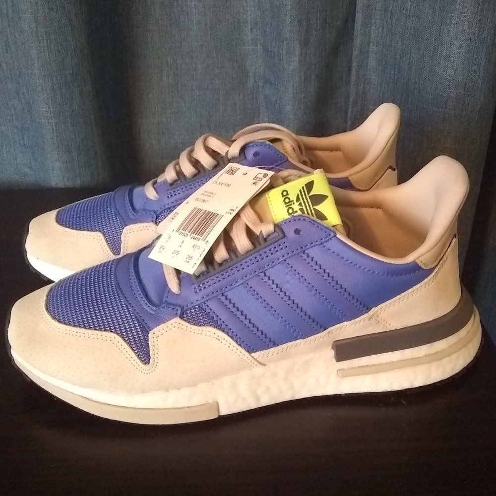 Men's 9.5 Adidas Sneaker